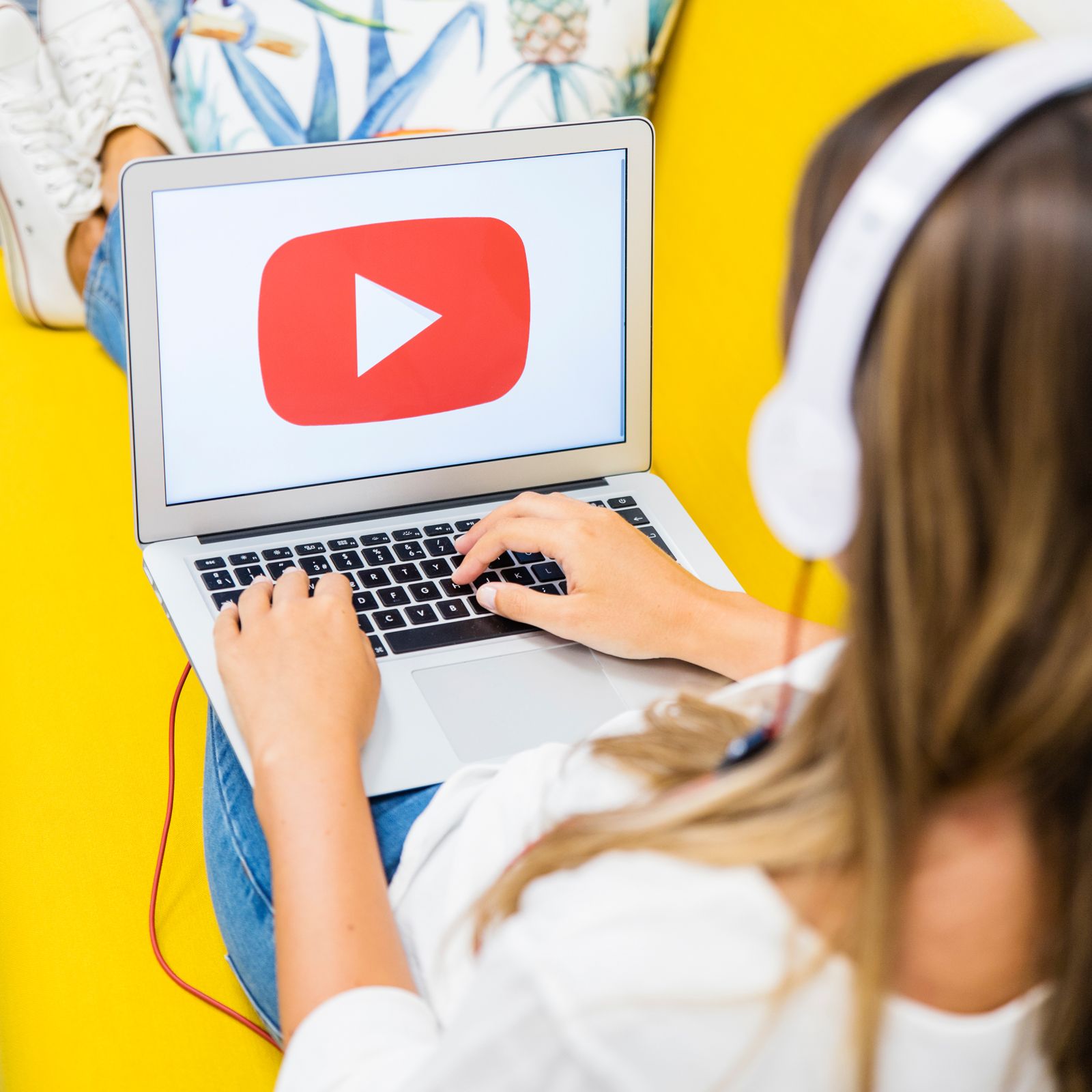 Best Youtube video voiceover generator